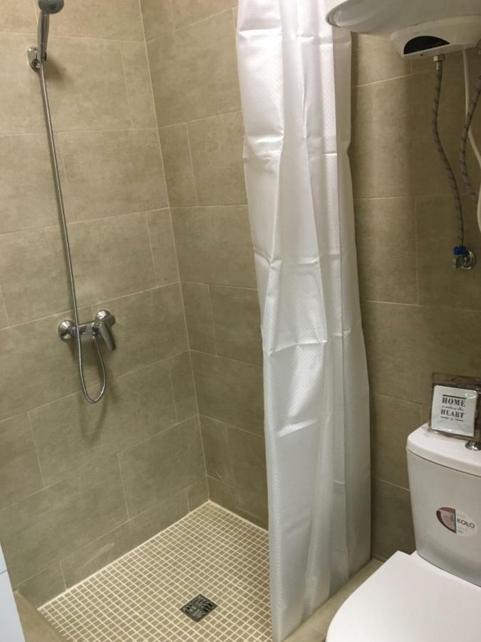 Akkerman-Appartement บิลฮอรอด นีสตรอฟสกาย ภายนอก รูปภาพ